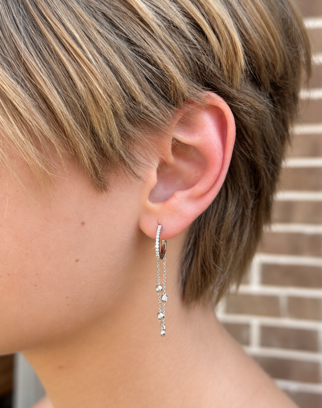 14K White Gold Diamond Drop Earrings