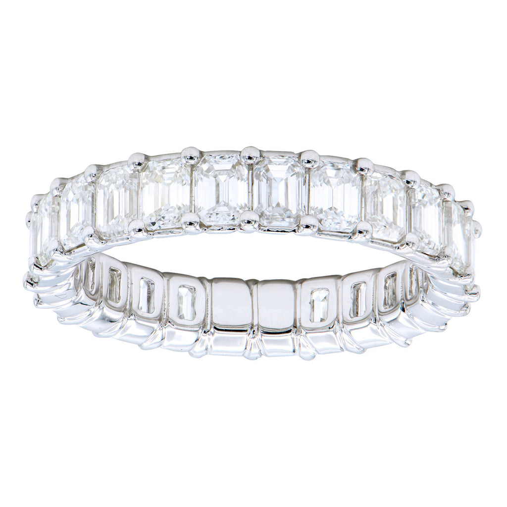 18K White Gold Emerald-Cut Diamond Eternity Band